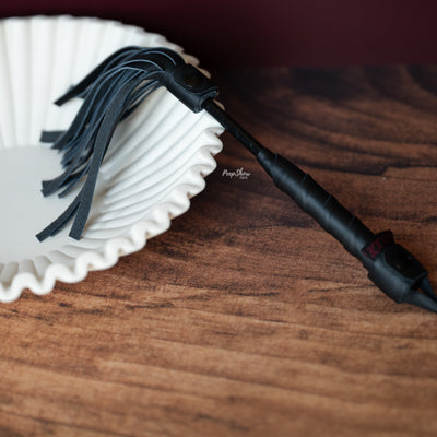 Mini Leather Flogger - Hamilton Park Electronics
