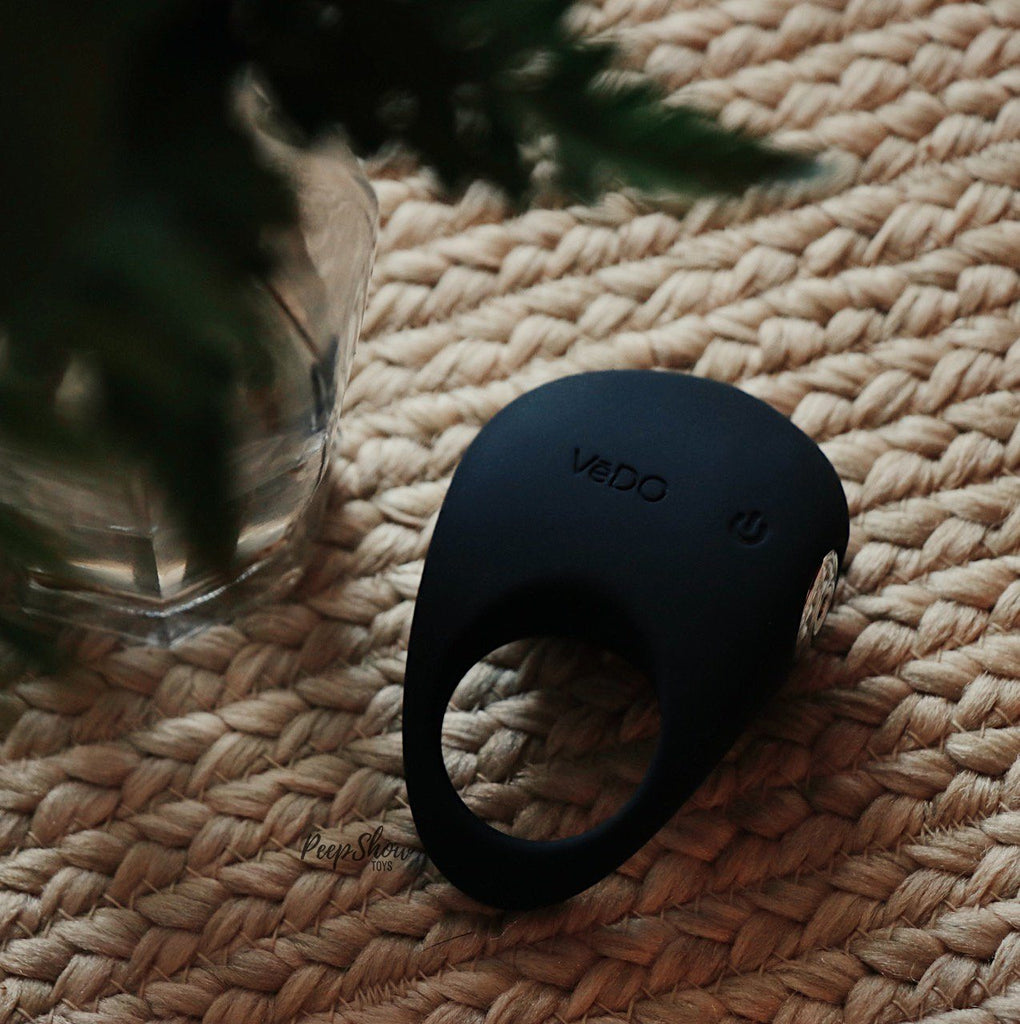 Vedo Roq Rechargeable Vibrating Silicone Cock Ring Hamilton Park Electronics Vedo Roq Rechargeable Vibrating Silicone Cock Ring Hamilton Park Electronics