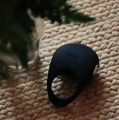 Vedo Roq Rechargeable Vibrating Silicone Cock Ring - Hamilton Park Electronics
