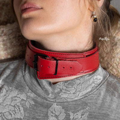 Red Leather Collar with Faux Fur - Real Leather - Peepshow Toys