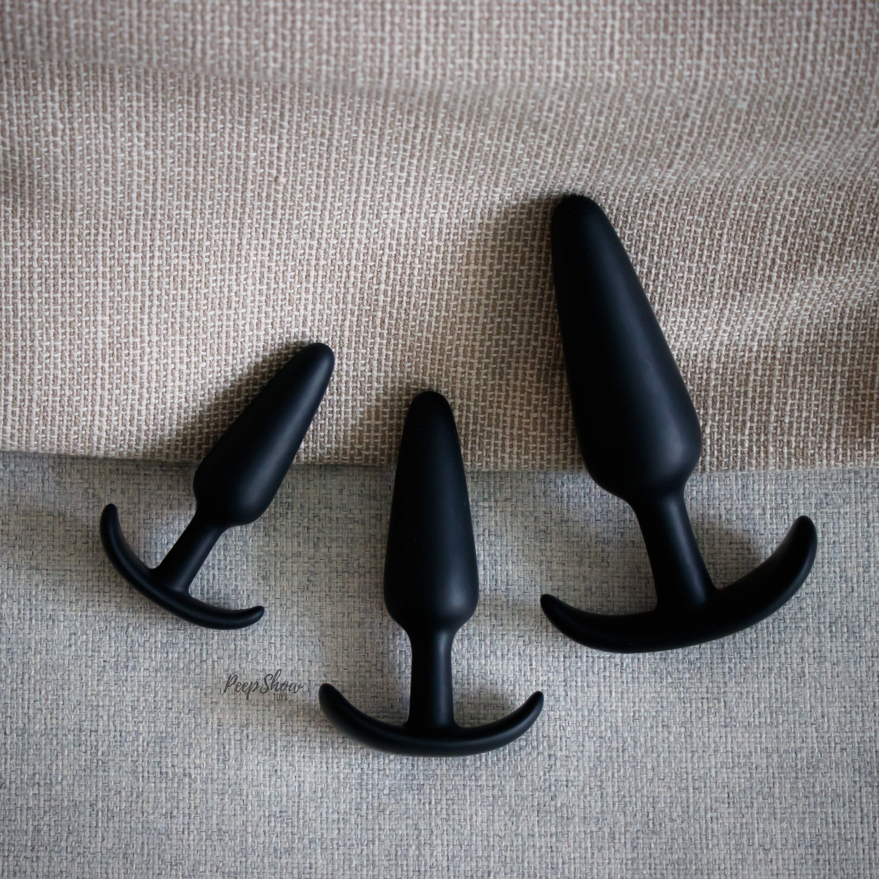 3-Plug Anal Trainer Silicone Butt Plug Kit - 3 Gradual Sizes Hamilton Park Electronics 3-Plug Anal Trainer Silicone Butt Plug Kit - 3 Gradual Sizes Hamilton Park Electronics